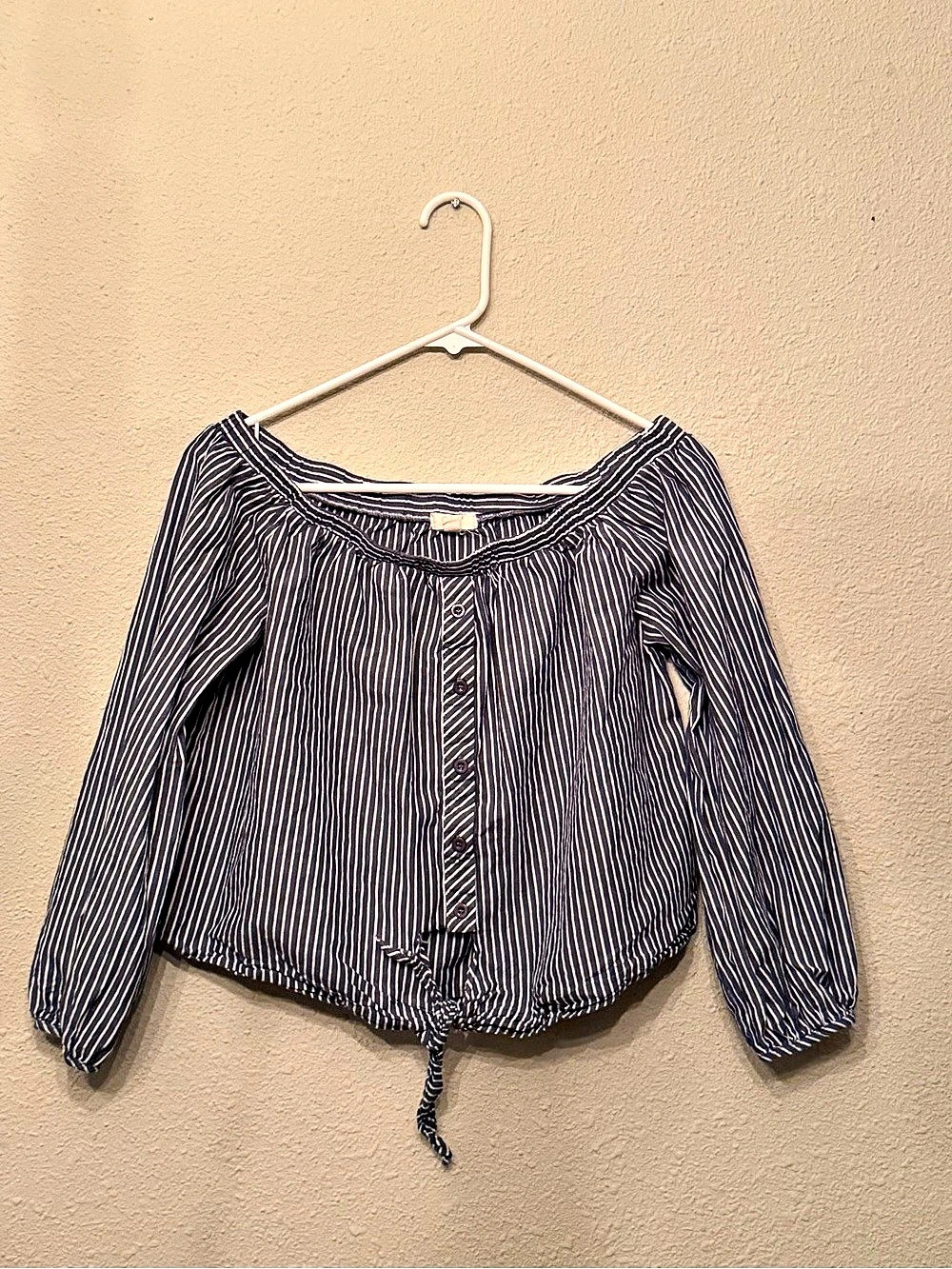 Goni Striped Cropped Blouse in Blue & White Size Small Like New